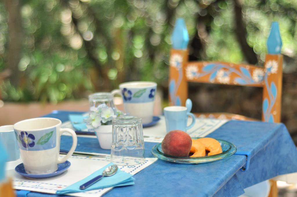 Bed & Breakfast Yin & Yang 산판탈레오 외부 사진